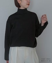 ハイネックドロップショルダーオーバーサイズニット