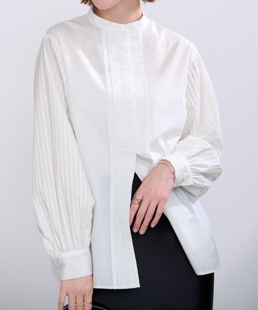 プリーツデザインバンドカラーブラウス