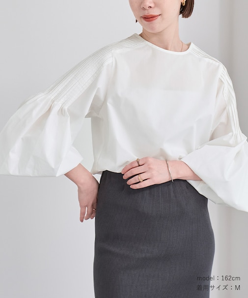 ショルダープリーツブラウス