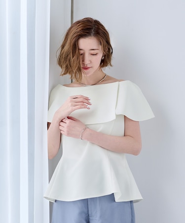 ケープデザインペプラムトップス
