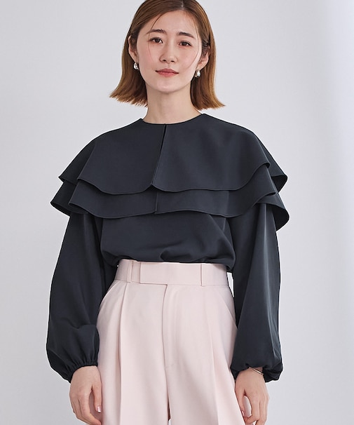 レイヤードケープブラウス