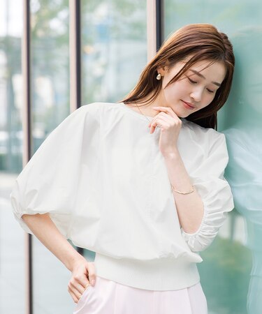 クルーネックラグランスリーブブラウス