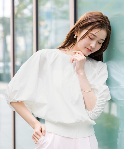 クルーネックラグランスリーブブラウス
