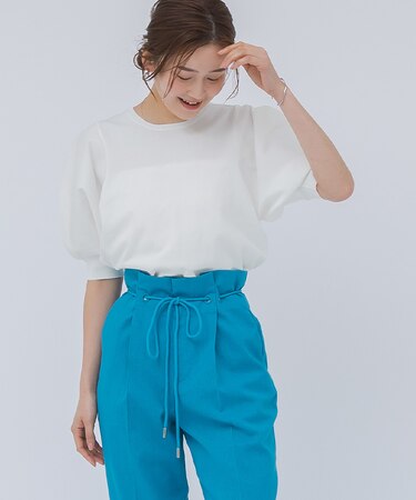 スポンディッシュパフスリーブニット