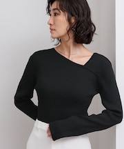 アシンメトリーネックリブニット
