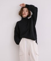 ハイネックサイドスリットオーバーサイズニット
