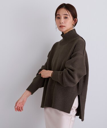 ハイネックサイドスリットオーバーサイズニット