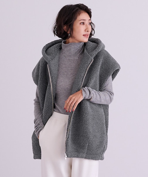 フーディーボアベスト