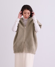 フーディーボアベスト