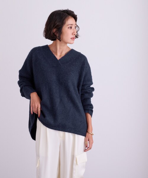 ワイドVネックニット｜ユアーズの通販｜&mall（アンドモール