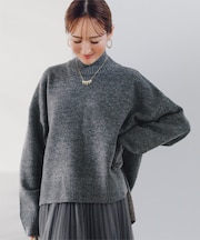 スフレタッチハイネックオーバーサイズニット