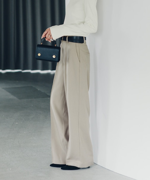 ピンタックセンタープレスワイドパンツ