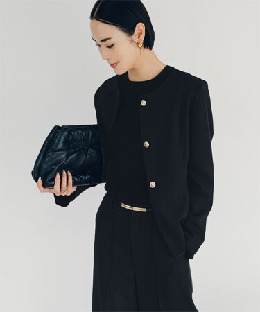 美シルエットゴールド釦ペプラムジャケット