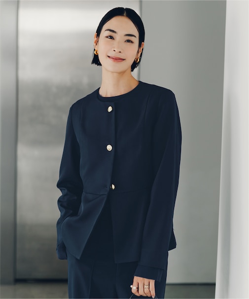 美シルエットゴールド釦ペプラムジャケット