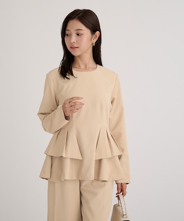 フリルペプラムブラウス