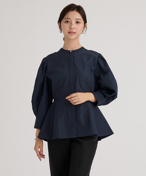 バンドカラーペプラムシャツ