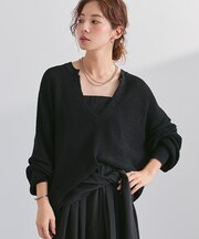 ミドルゲージディープVネックニット