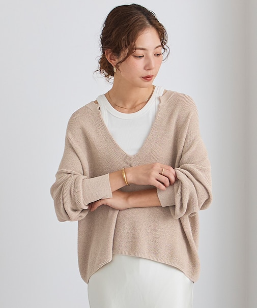 ミドルゲージディープVネックニット