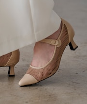 メッシュヒールサンダル