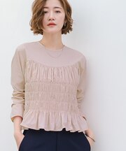 シャーリングブラウス