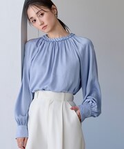 コードネックボリュームブラウス