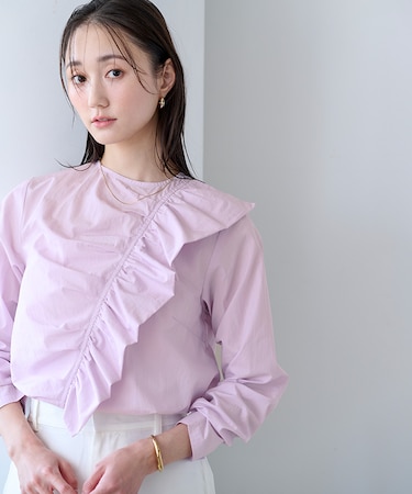 アシンメトリーラッフルブラウス