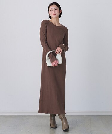 クルーネックリブワンピース