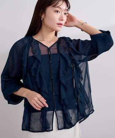 シアーラッフルブラウス