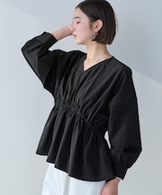 Vネックウエストギャザーブラウス