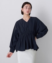 Vネックウエストギャザーブラウス