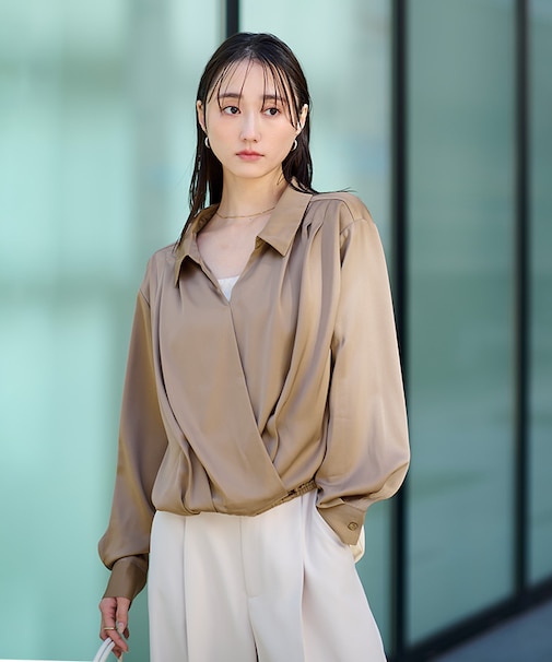 サテンカシュクールブラウス