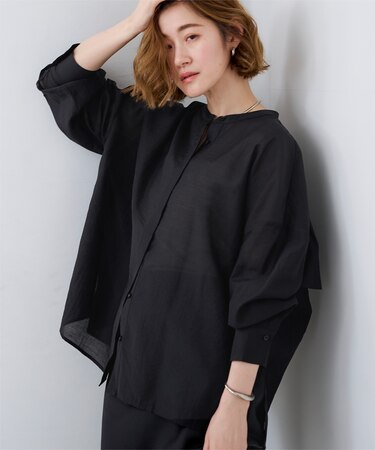 バックヨークシアーシャツ