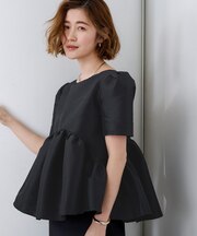 チューリップボートネックブラウス