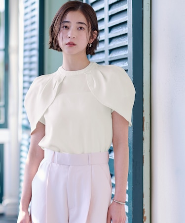 チューリップスリーブブラウス