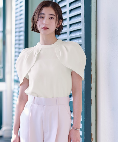 チューリップスリーブブラウス