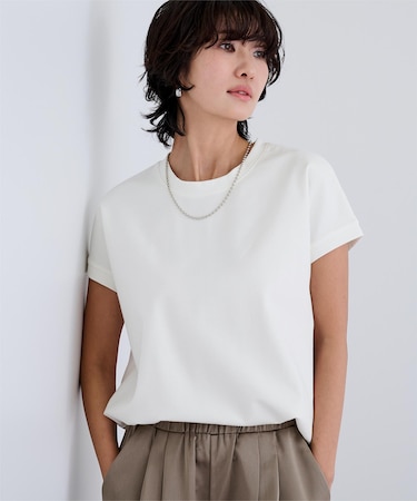 機能性カットソーフレンチスリーブトップス