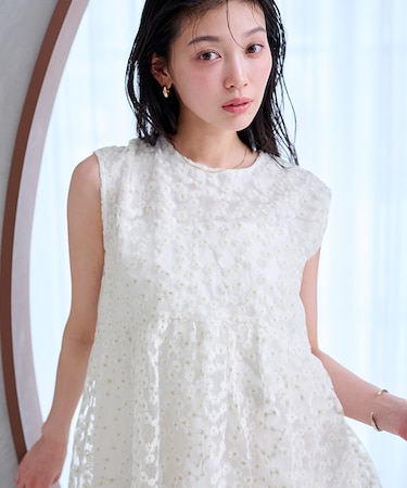 フラワーレースシアーブラウス