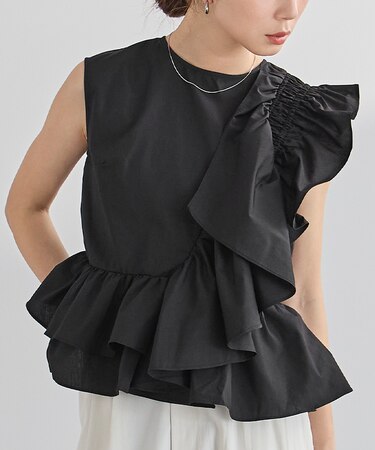 アシンメトリーフリルノースリーブブラウス