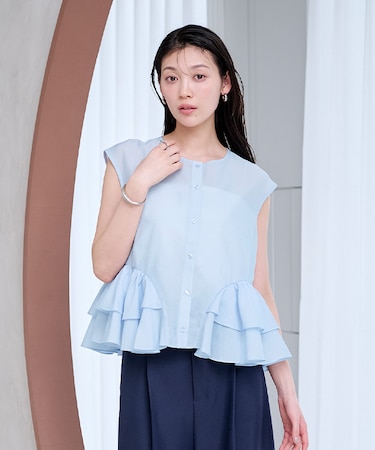 フリルヘムノースリーブブラウス