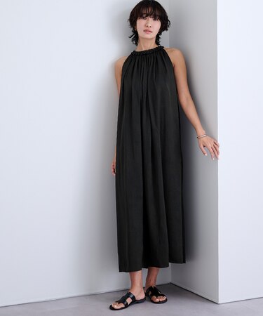 コードネックボリュームワンピース