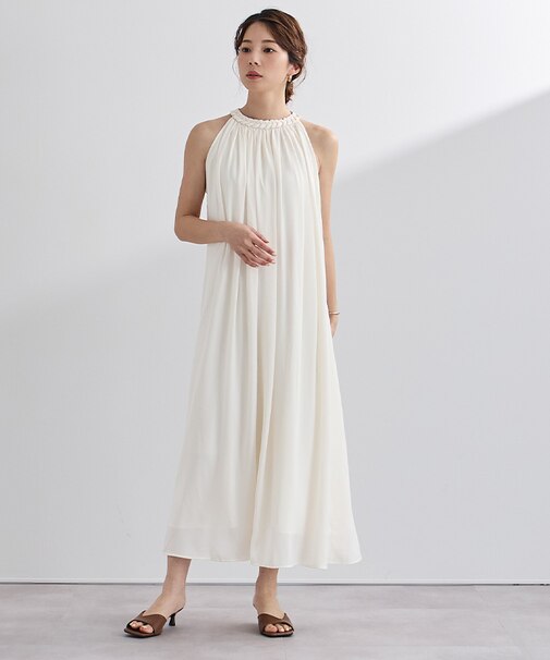 コードネックボリュームワンピース