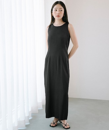 ウエストシェイプノースリーブワンピース