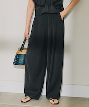 ドロストタックとろみパンツ