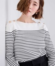 ボートネックショルダーボタンニット