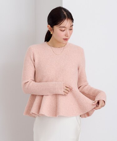 美シルエットペプラムニット