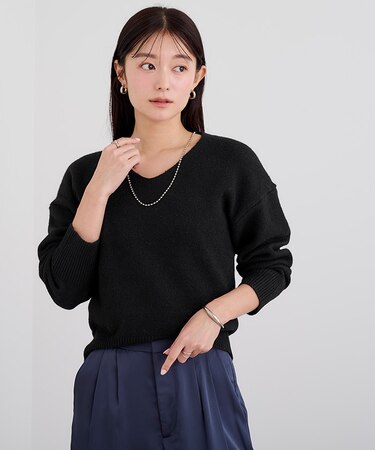 ふんわりVネックニットプルオーバー