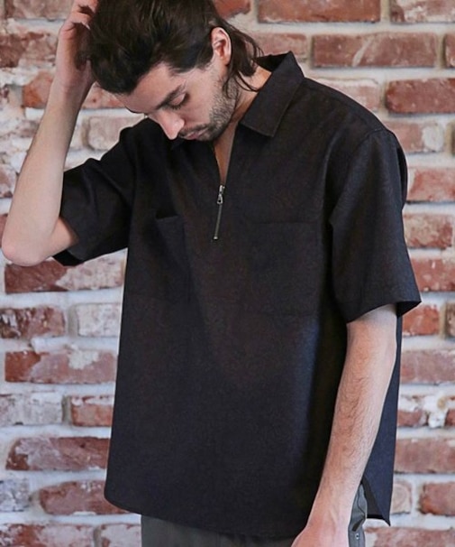 ハーフジッププルオーバシャツ