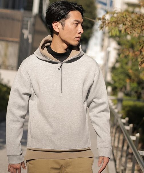 ハーフジップフード付きパーカー