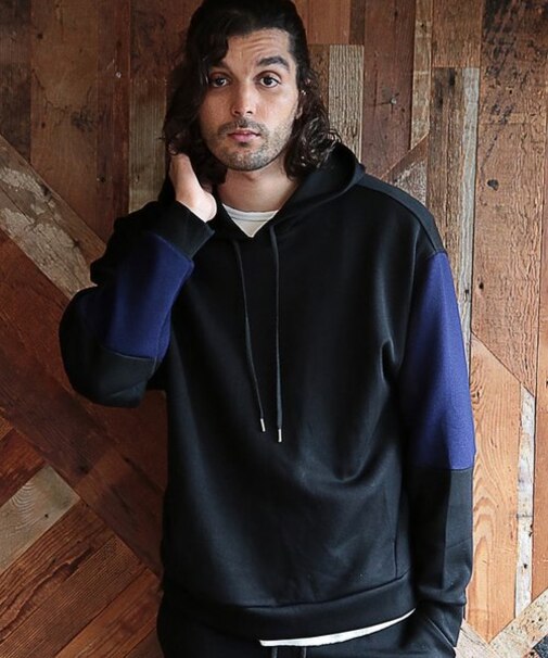 【JUST PLAY】ダンボール切替パーカー