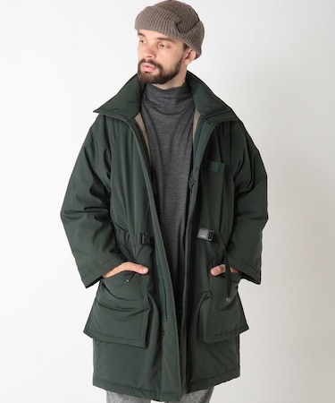 バックル付き中綿撥水コート